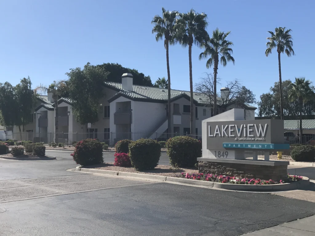 Lakeview Apartments